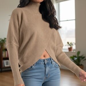 Elan Keegan Sweater Beige L Large Crossover Front Mock Neck Ribbed Thumbholes‎
